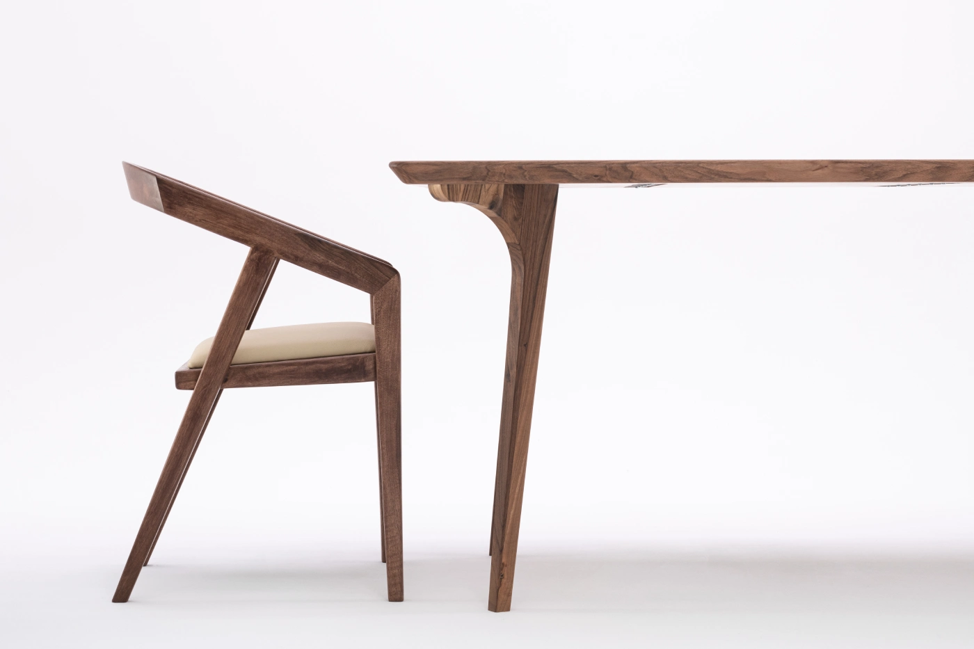 NUDA -  Handcrafted Solid Hardwood Chair